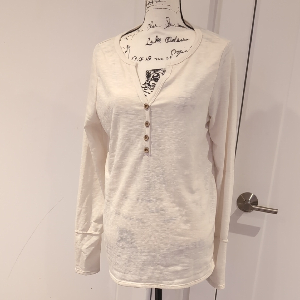 NEW Cream Button Down Longsleeve Shirt